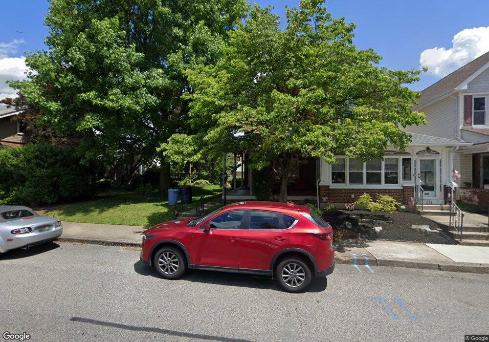 213 N 3rd St, Emmaus, PA 18049 - photo 1