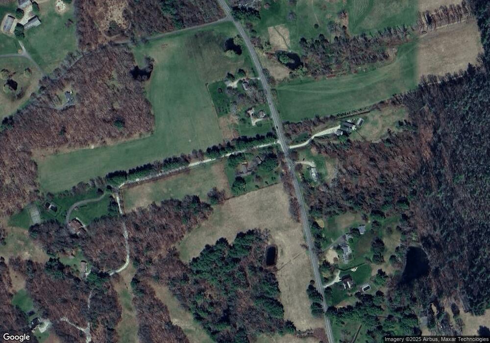 252 Under Mountain Rd, Salisbury, CT 06068 - photo 1