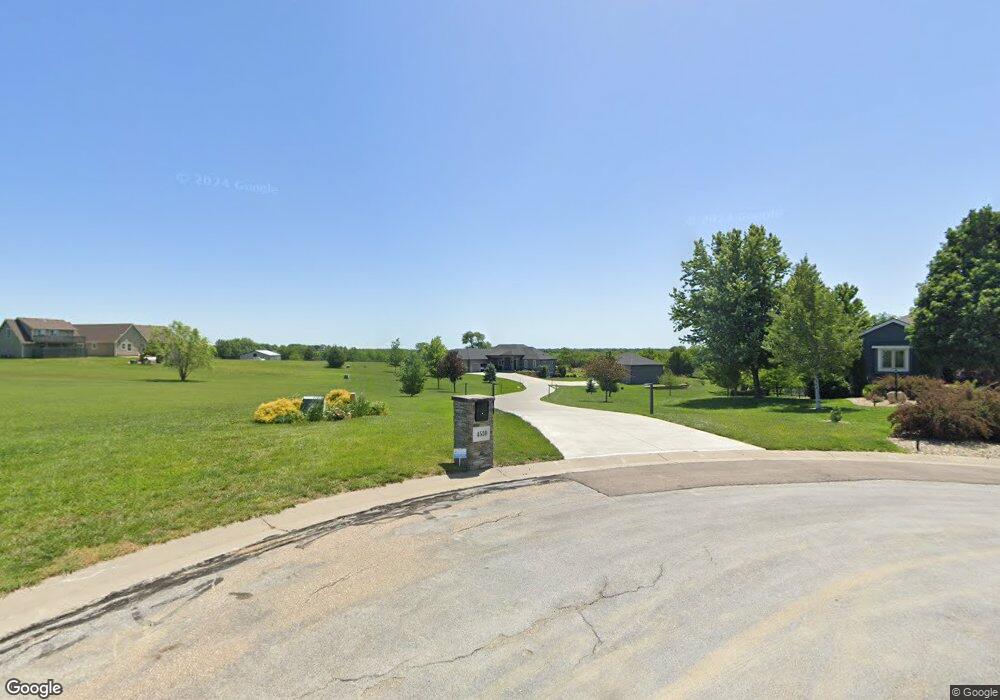4530 SW Deer Run St, Topeka, KS 66610 - photo 1