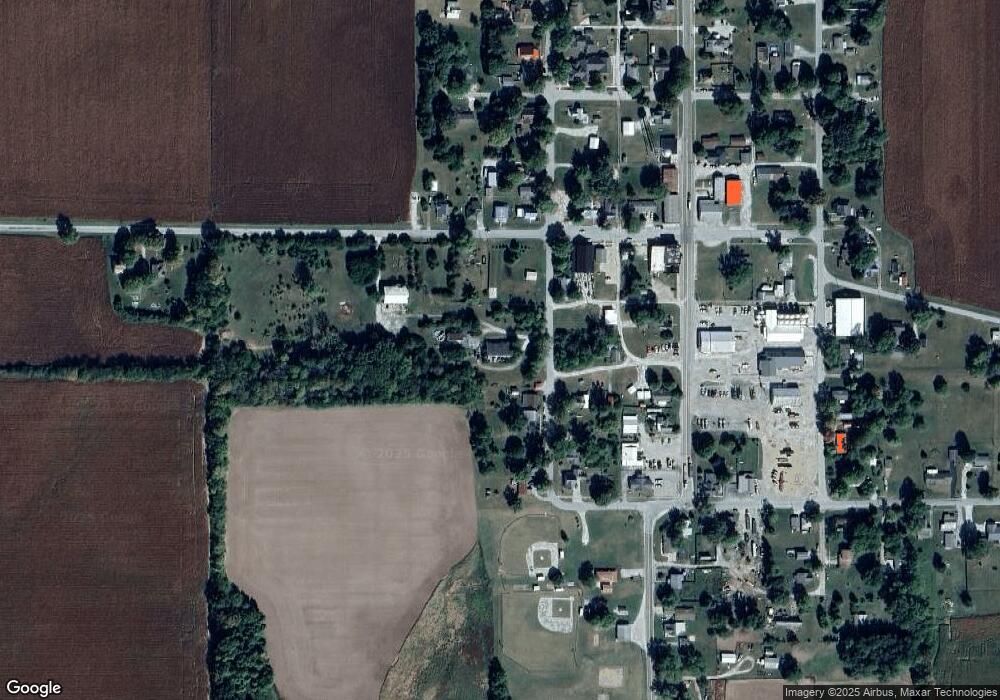 102 S Main Cross St, Wingate, IN 47994 - photo 1