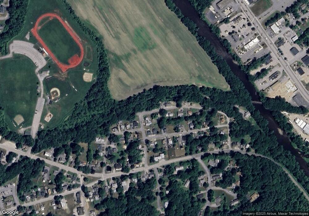 11 Edgewood St, Claremont, NH 03743 - photo 1