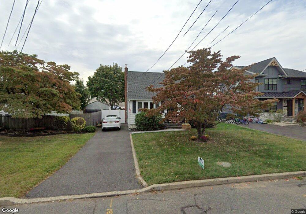 322 Giles Ave, Middlesex, NJ 08846 - photo 1