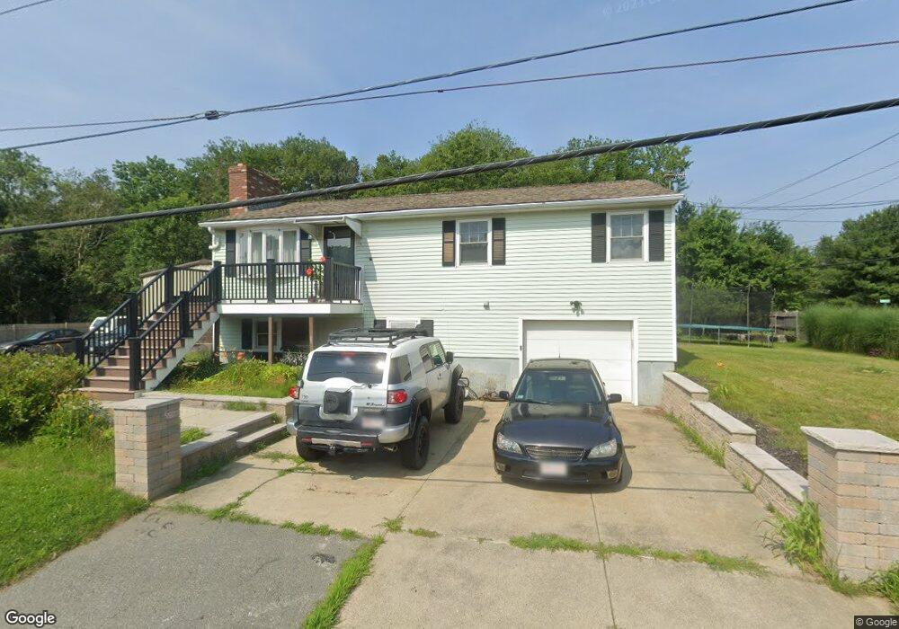 133 Alpha St, North Dartmouth, MA 02747 - photo 1