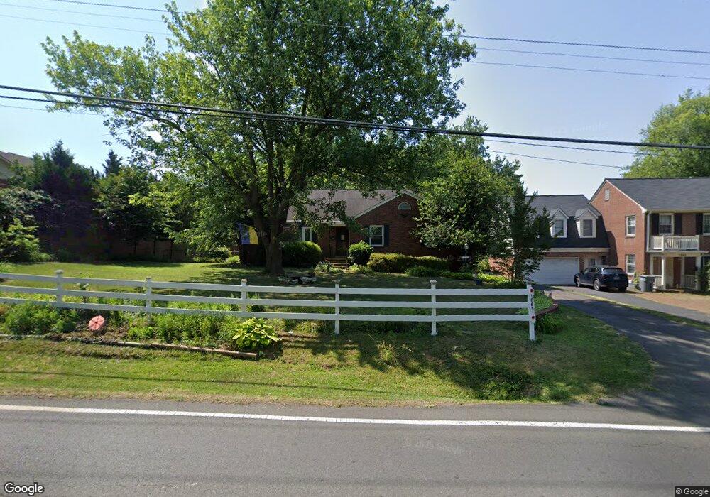 1867 Kirby Rd, McLean, VA 22101 - photo 1