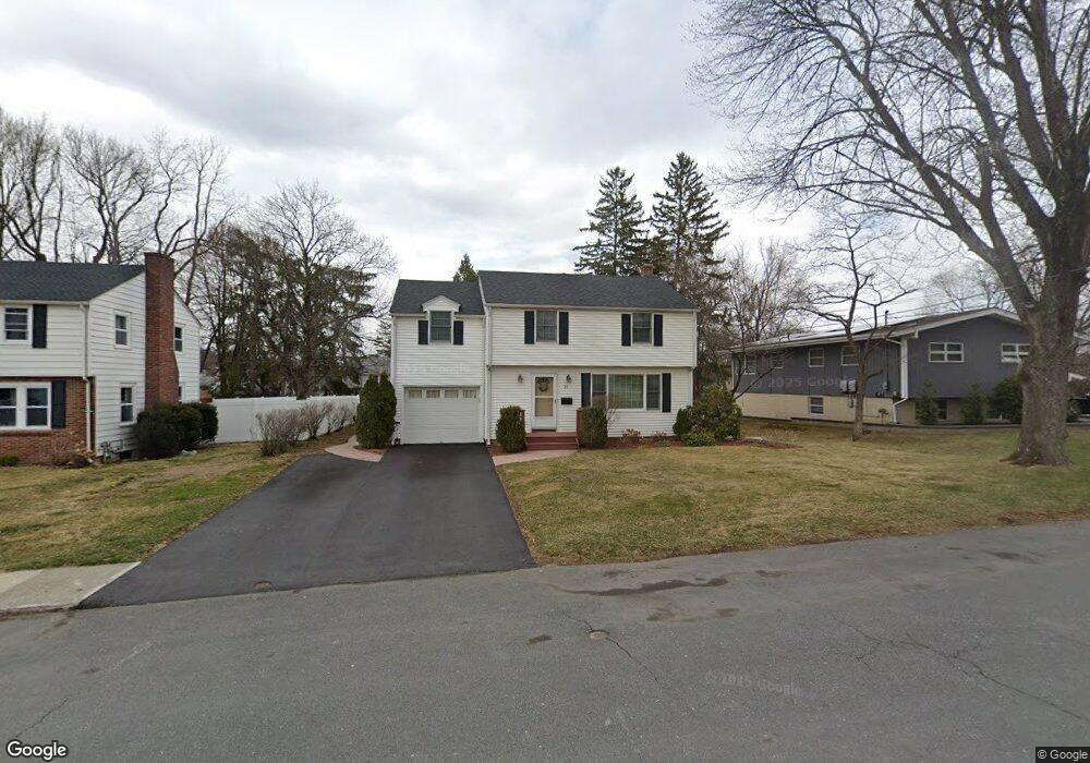 25 Fairlawn Ave, Middletown, NY 10940 - photo 1