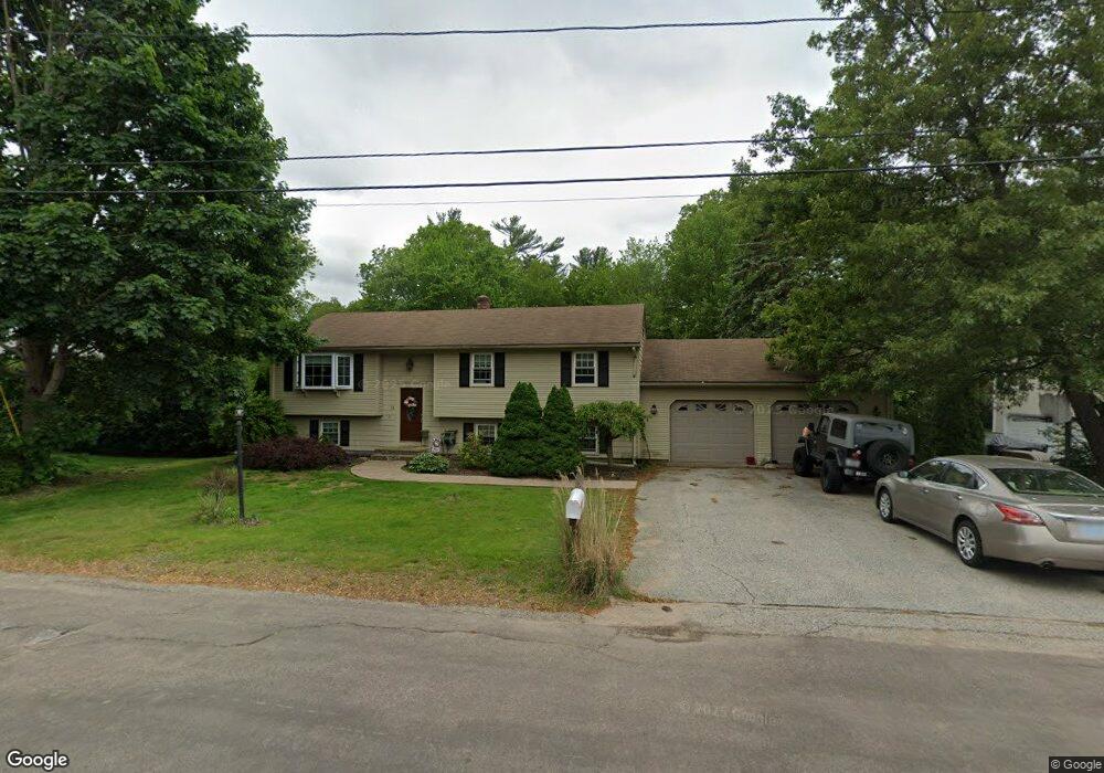 11 Sturbridge Ave, Greenville, RI 02828 - photo 1