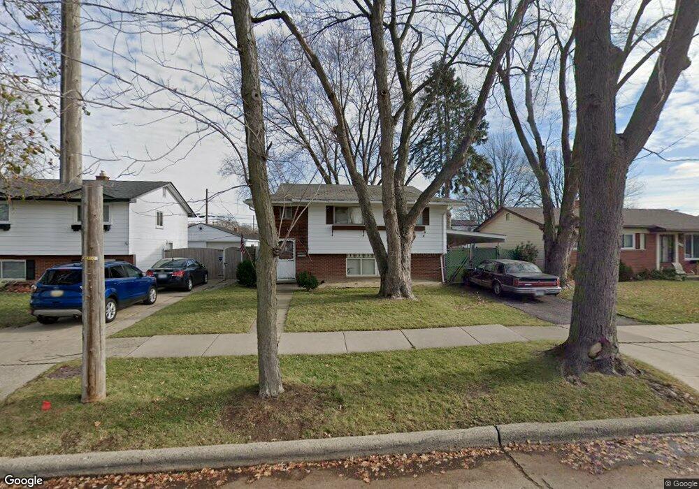 30586 Bluehill St, Roseville, MI 48066 - photo 1