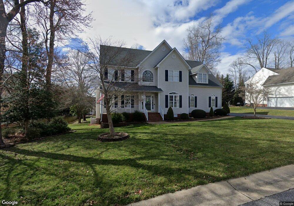 12231 Hollow Oak Ct, Midlothian, VA 23112 - photo 1