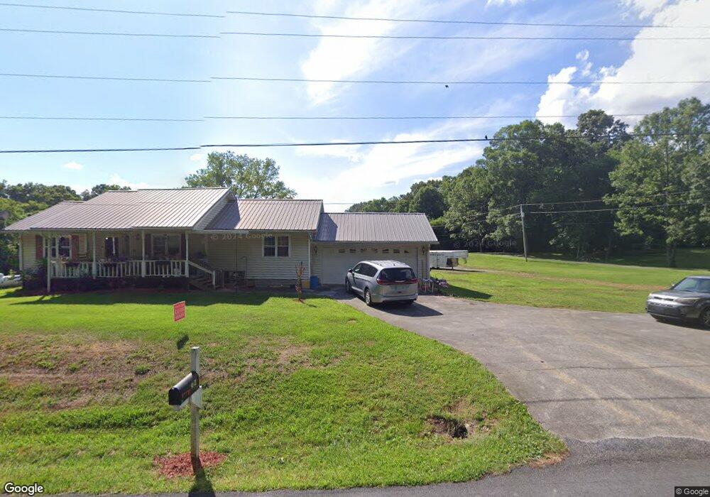 234 Walraven Rd NE, Calhoun, GA 30701 - photo 1