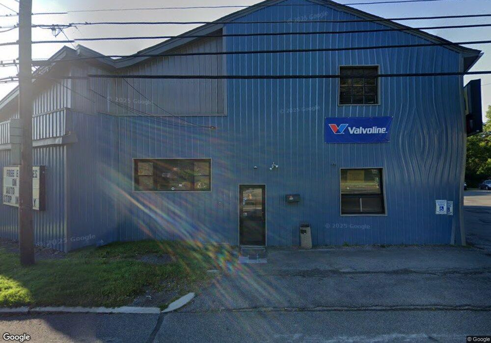 615 W Housatonic St, Pittsfield, MA 01201 - photo 1