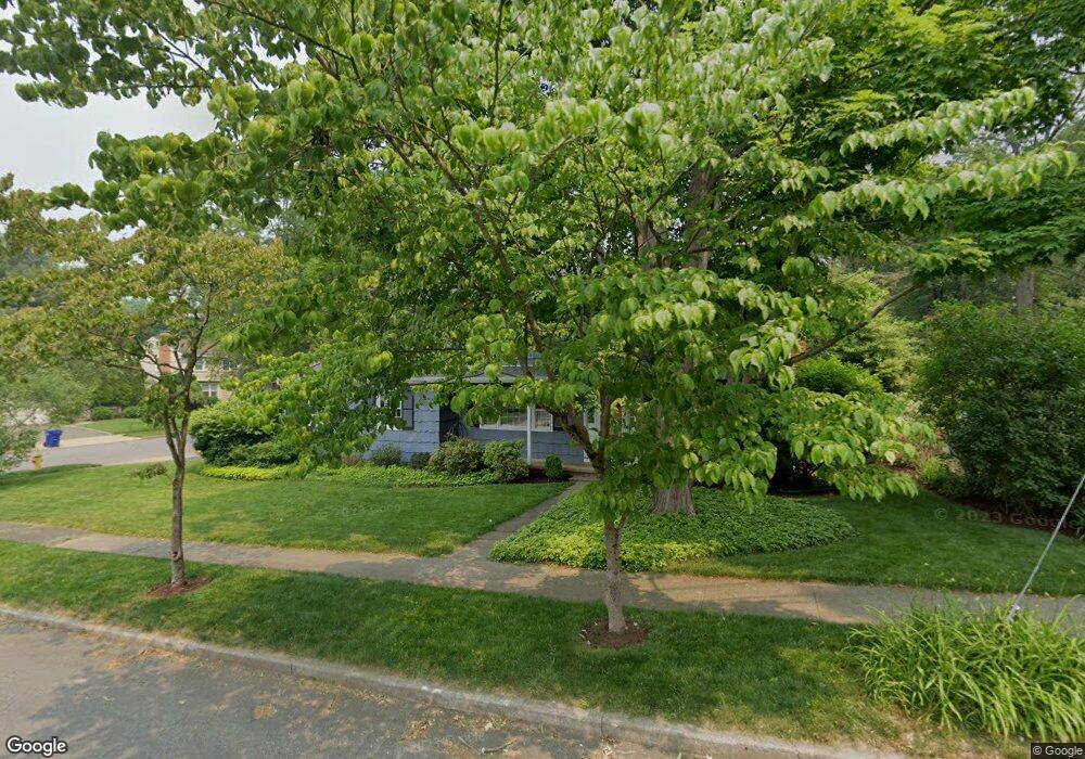 36 Phyfe Rd, Fairfield, CT 06824 - photo 1