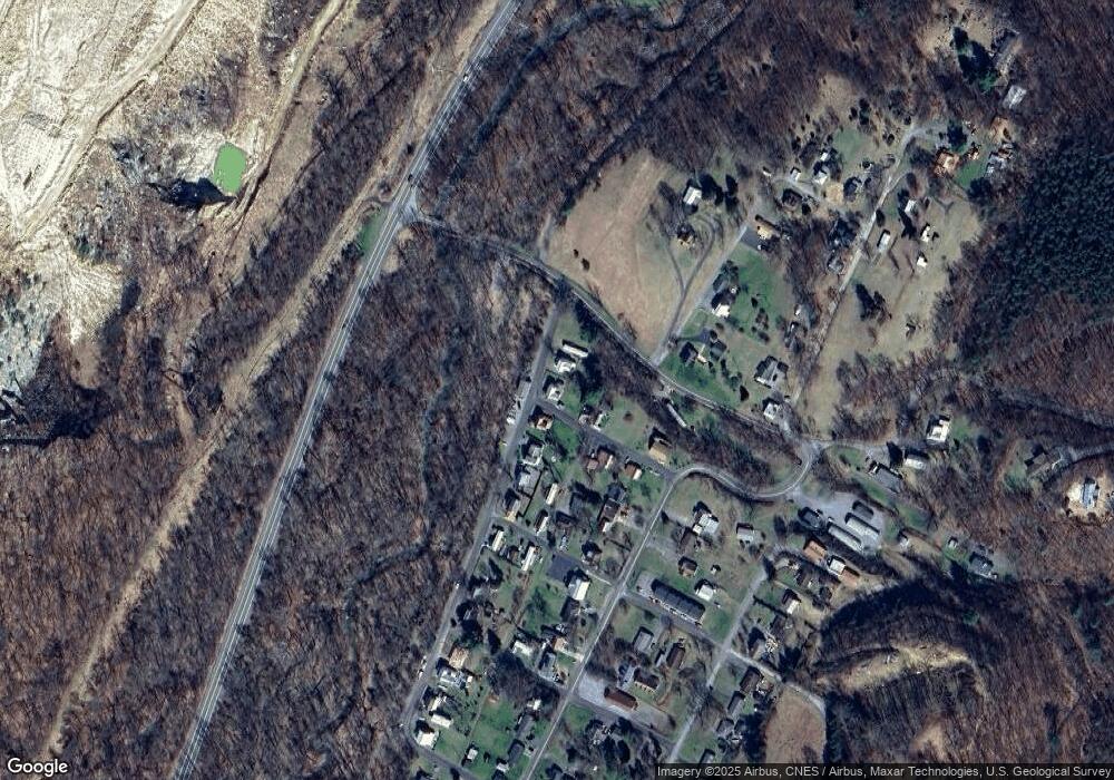 51 James St, Berkeley Springs, WV 25411 - photo 1