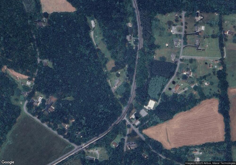 1006 Hummingbird Ln, New Ringgold, PA 17960 - photo 1