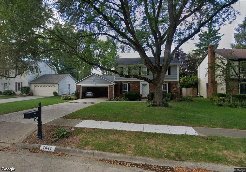 7647 Smoketree Ct, Columbus, OH 43235 - photo 1