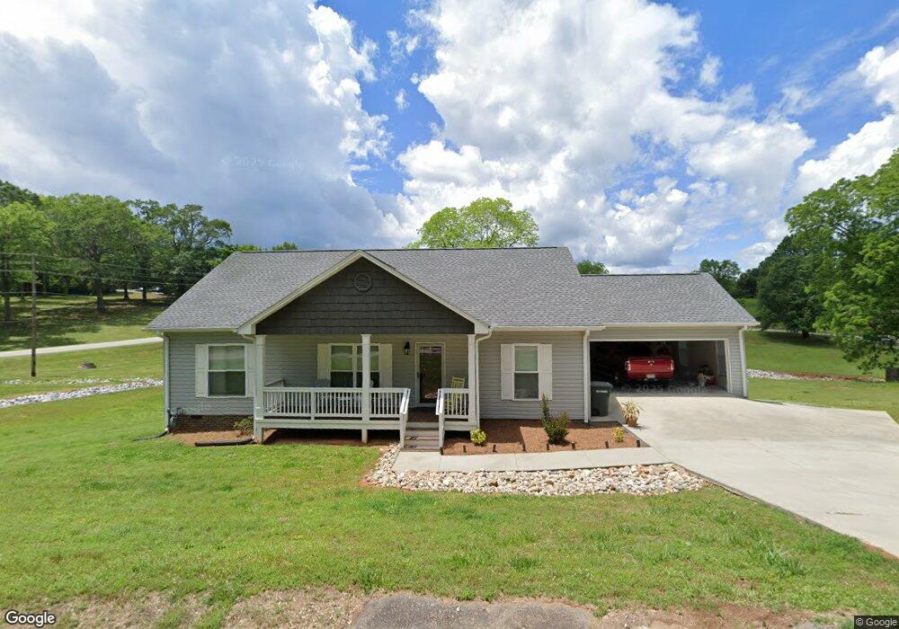 209 N Johnson St, Walhalla, SC 29691 - photo 1