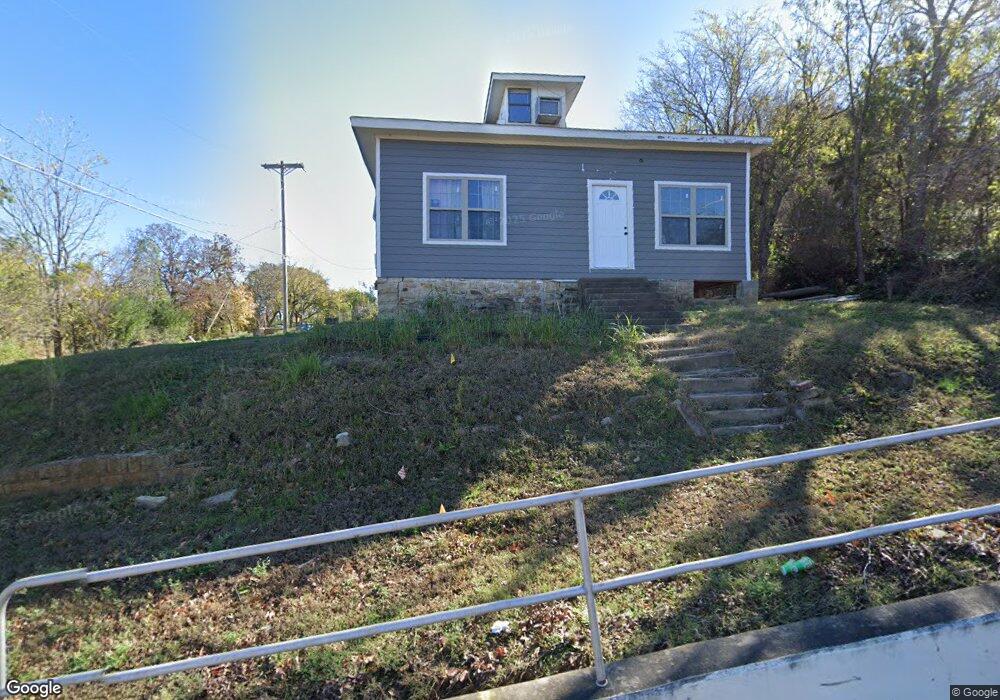 414 N 2nd St, McAlester, OK 74501 - photo 1