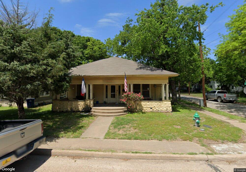 200 W Gilmer St, Ennis, TX 75119 - photo 1