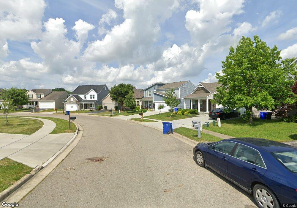 4794 Amber Crossing Dr, Columbus, OH 43232 - photo 1