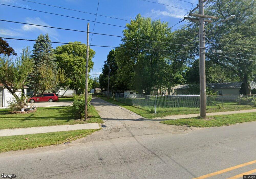 2031 Roys Ave, Elkhart, IN 46516 - photo 1