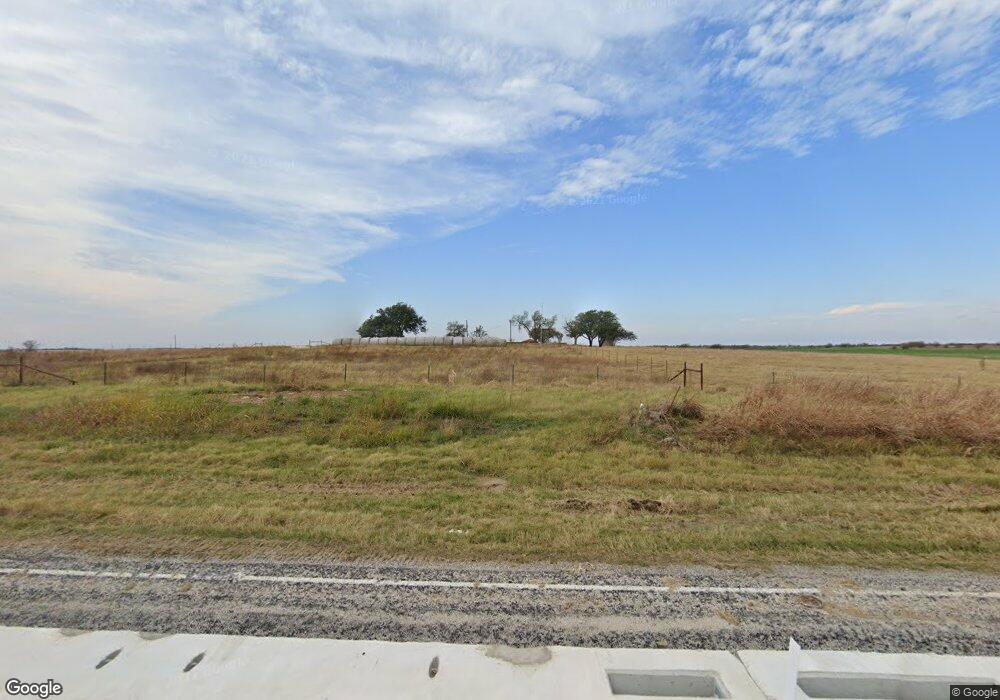 4370 S Interstate 35, Gainesville, TX 76240 - photo 1