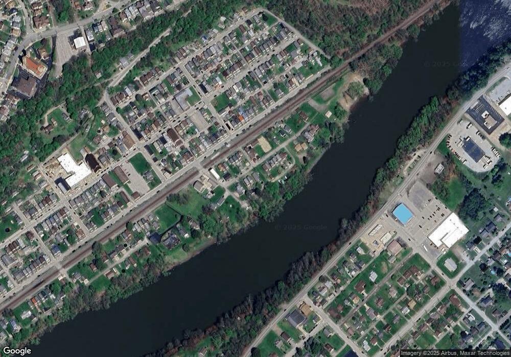 303 Elm St, East Vandergrift, PA 15629 - photo 1