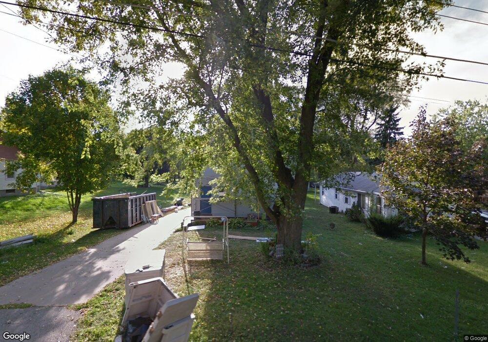 297 Hatch St, Newton, IA 50208 - photo 1