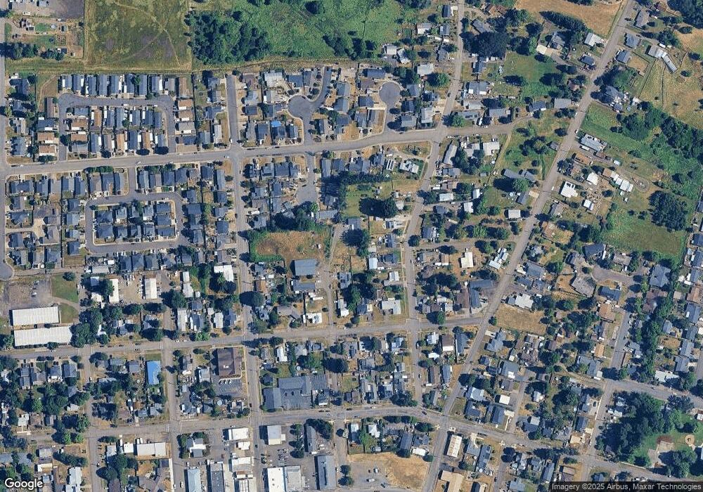 352 NE Faulconer St, Sheridan, OR 97378 - photo 1