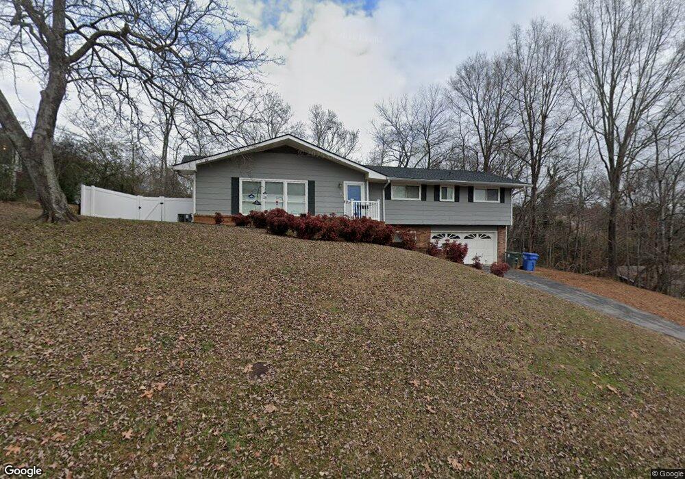 1367 Polaris Dr, Hixson, TN 37343 - photo 1