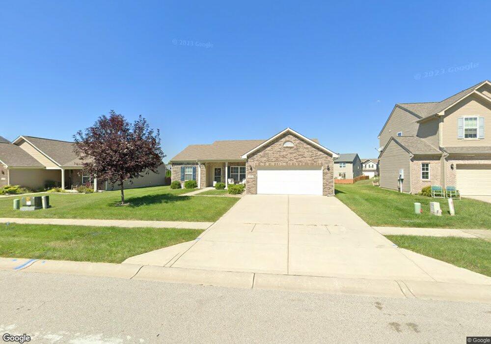 2502 Wildflower Ln, Greenwood, IN 46143 - photo 1