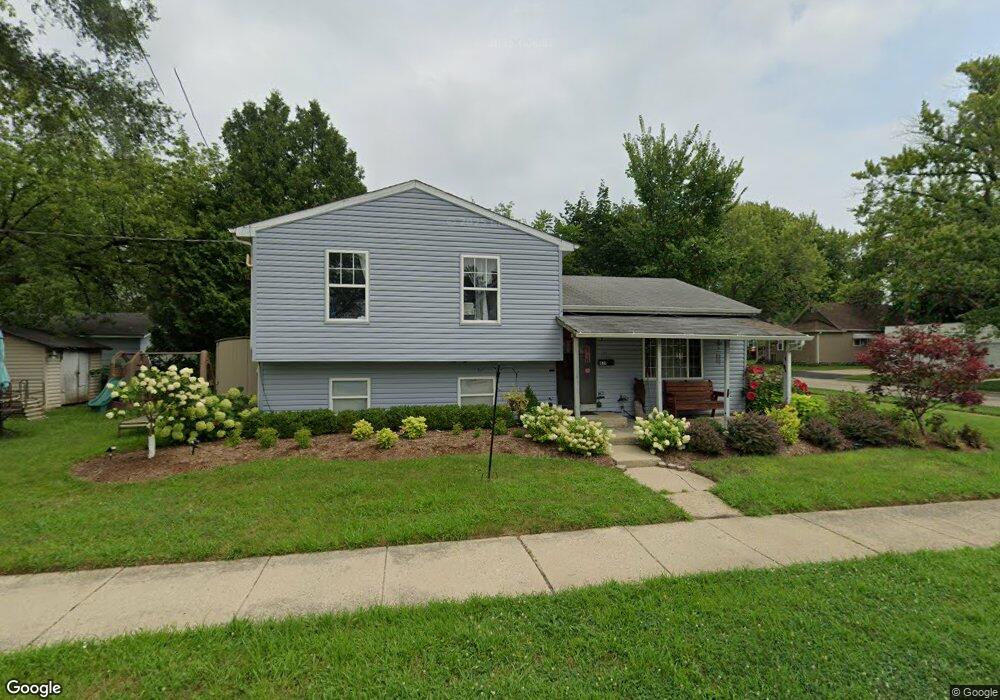 831 N Poplar St, Waukegan, IL 60085 - photo 1