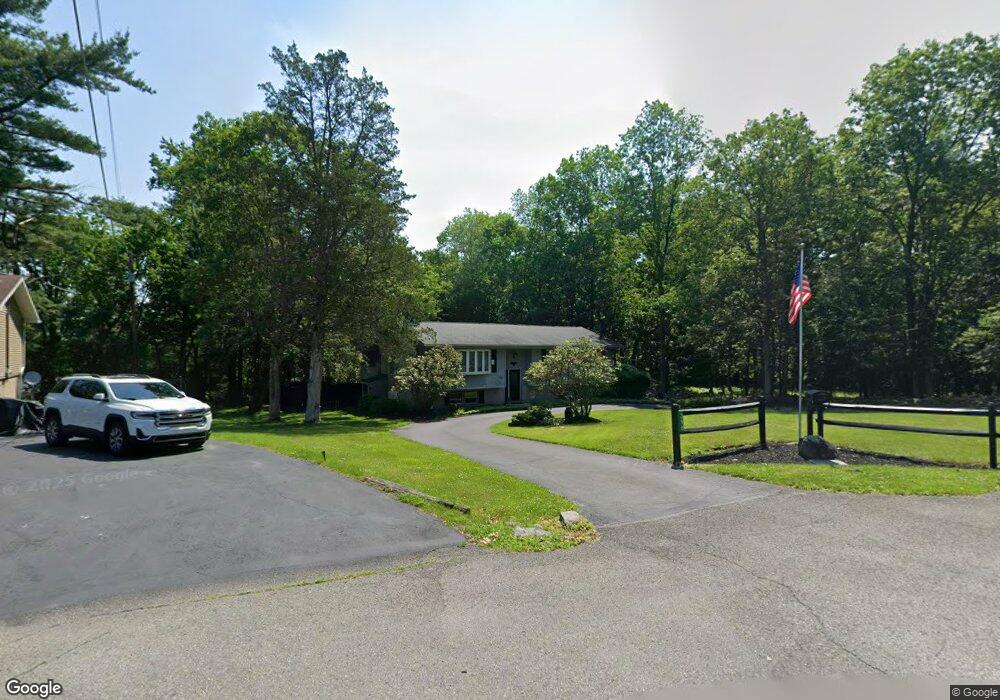 398 Cottontail Ln, East Stroudsburg, PA 18301 - photo 1