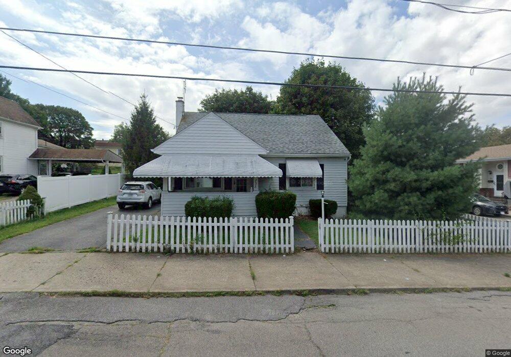 738 Peace St, Hazleton, PA 18201 - photo 1