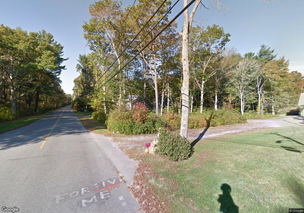 35 Aucoot Rd, Mattapoisett, MA 02739 - photo 1