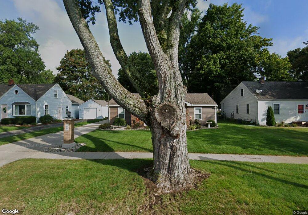 109 E Ben St, New Carlisle, IN 46552 - photo 1