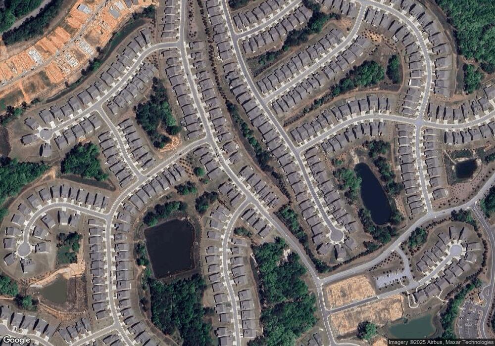 393 Chatuge Dr, Hoschton, GA 30548 - photo 1