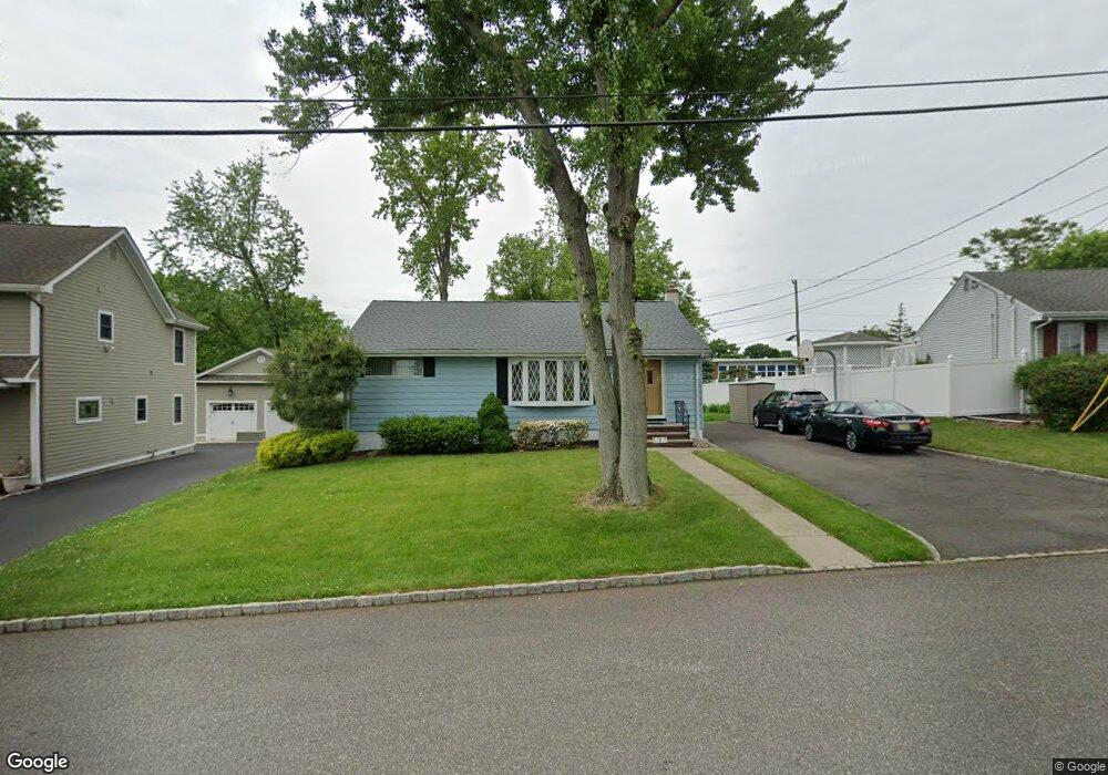 7 Schmidt Ln, Clark, NJ 07066 - photo 1