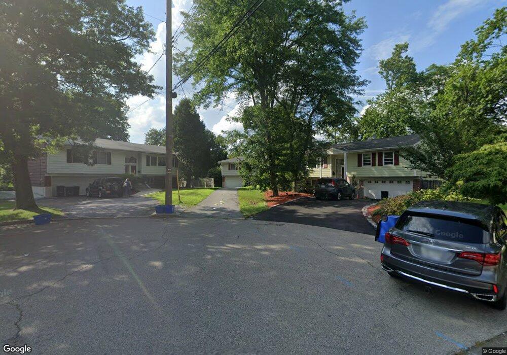 31 Chestnut Ridge Way, Dobbs Ferry, NY 10522 - photo 1