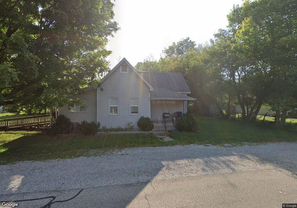 111 N Mapleton St, Columbus, IN 47201 - photo 1