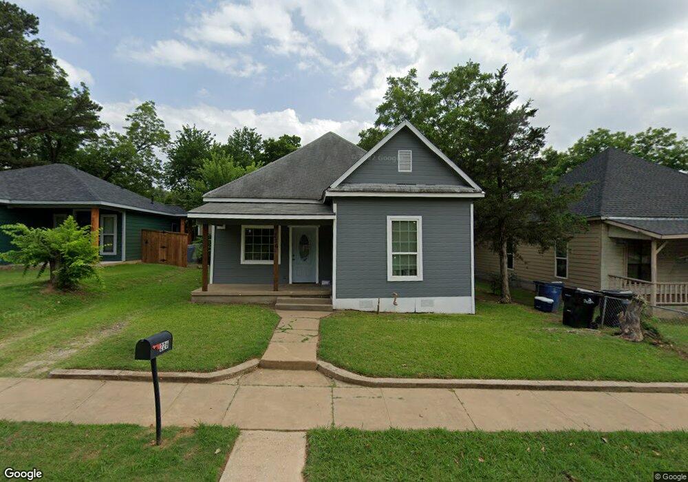 226 W Monterey St, Denison, TX 75020 - photo 1