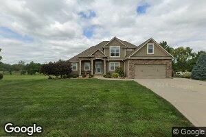 2011 Country Club Dr, Carrollton, MO 64633