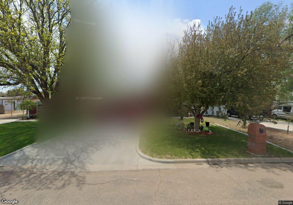 511 W 9th St, Hugoton, KS 67951 - photo 1