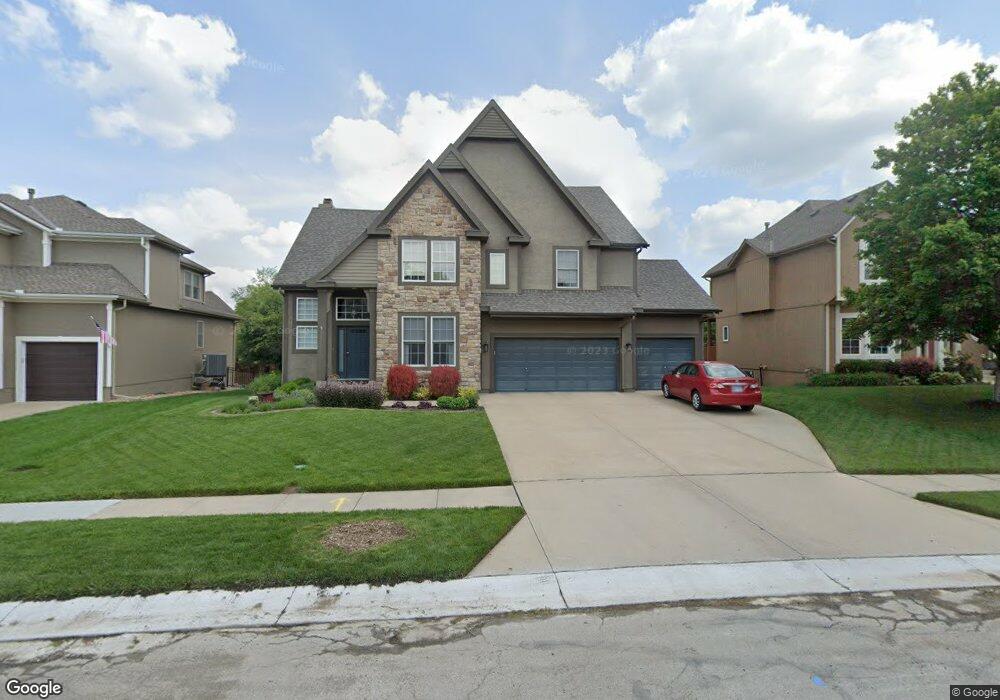 21512 W 100th St, Lenexa, KS 66220 - photo 1