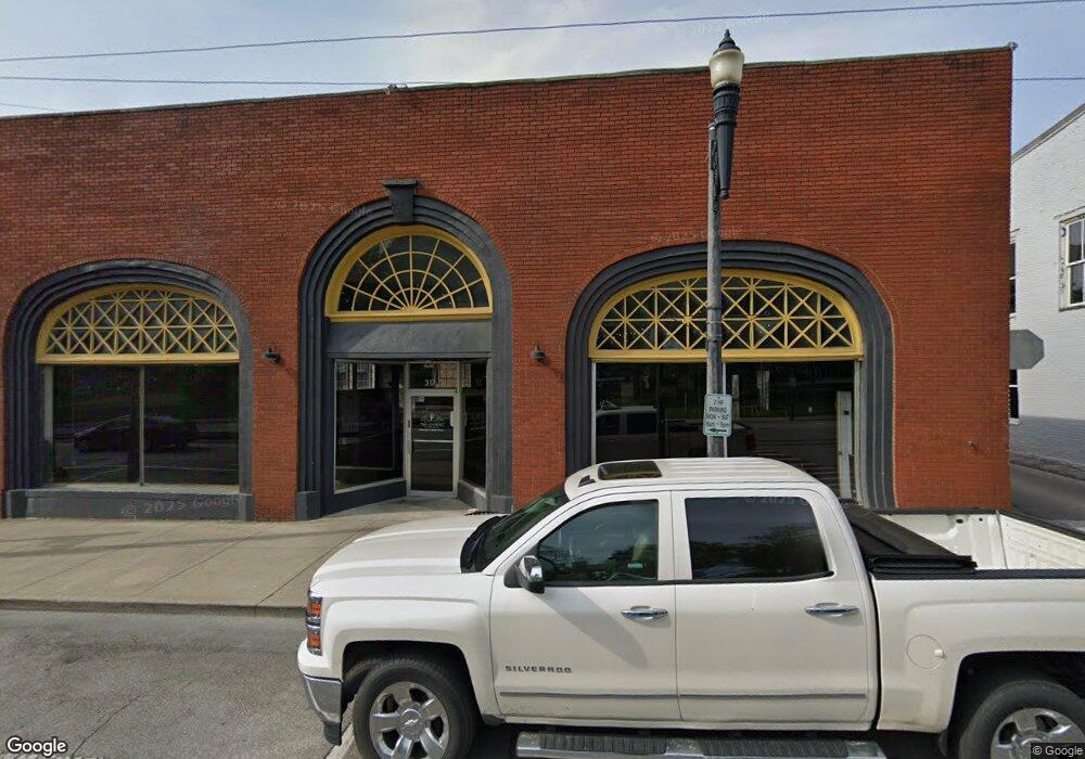 317 W Broadway St, Frankfort, KY 40601 - photo 1
