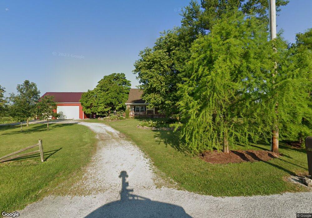 10430 N Meridian Rd, Roanoke, IN 46783 - photo 1