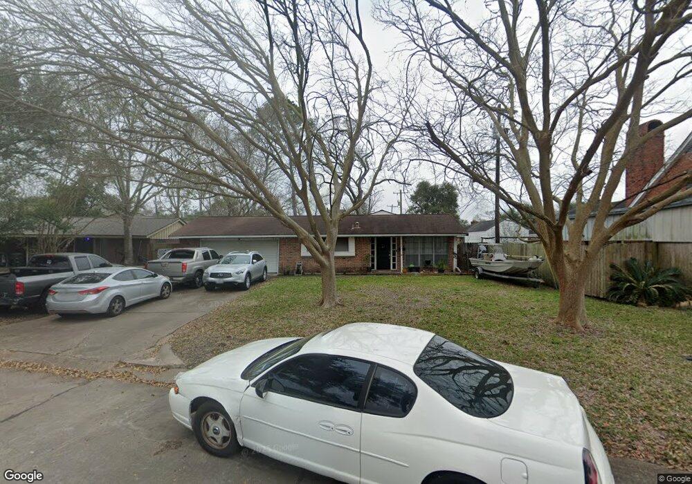 1723 Glenview Dr, Alvin, TX 77511 - photo 1