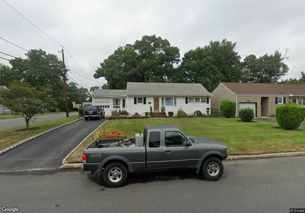 2 Albee Ln, Colonia, NJ 07067 - photo 1