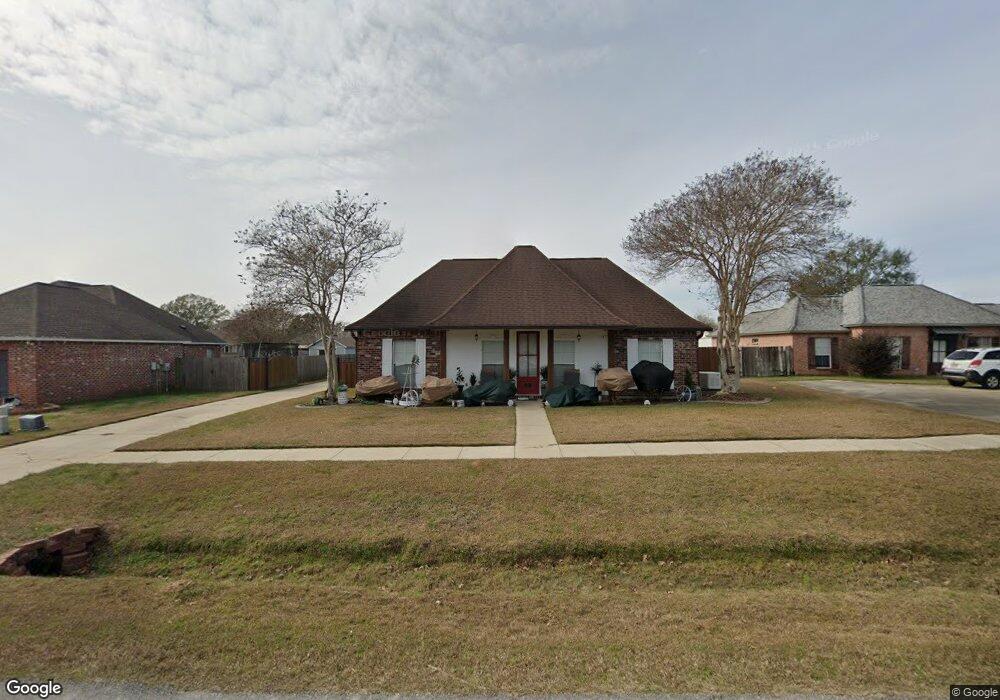 6547 Windwood Dr, Zachary, LA 70791 - photo 1