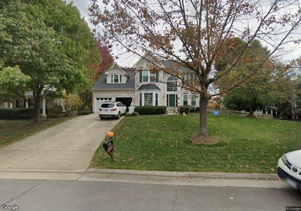 21542 Tithables Cir, Broadlands, VA 20148 - photo 1