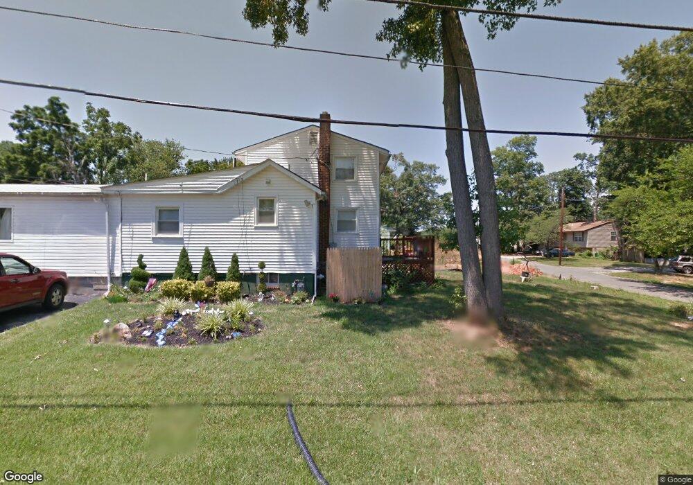 5721 Crestwood Place, Riverdale, MD 20737 - photo 1