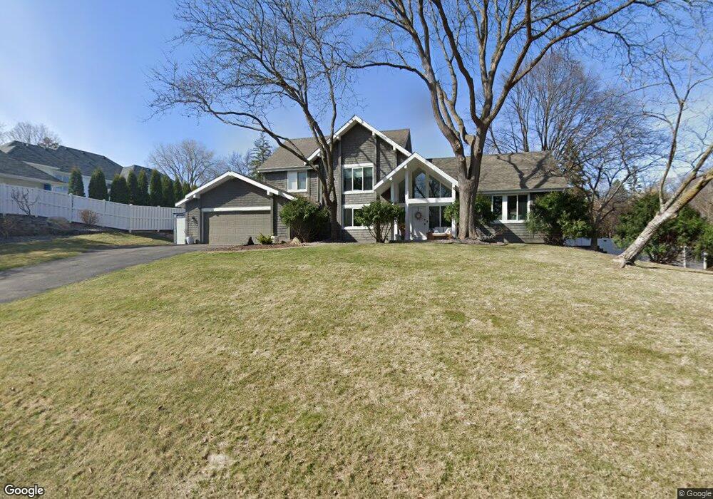 14400 Rocksborough Rd, Minnetonka, MN 55345 - photo 1